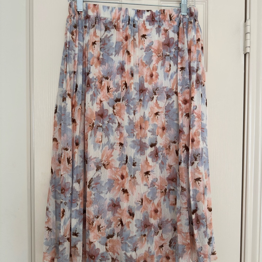 Pleated Floral Midi Skirt in Blush Pink & Periwinkle